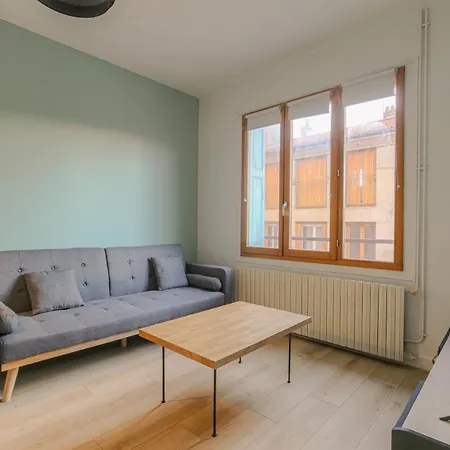 Ideal Deplacement Pro Avec Wifi Tres Haut Debit Appartement